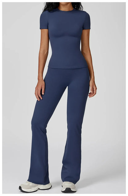 Leggings de yoga 2 pièces avec manches longues de la marque Beauté & Santé, tissu extensible et confortable pour l'exercice.