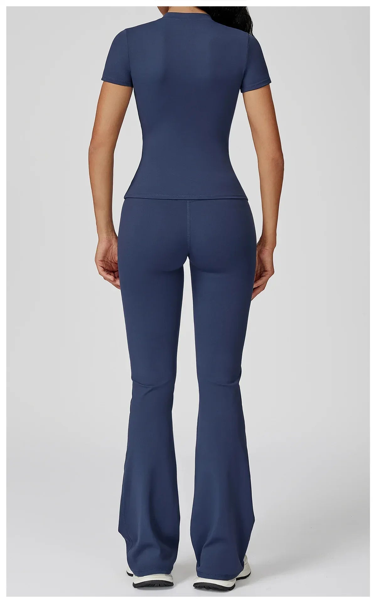 Leggings de yoga à manches longues Beauté & Santé, ensemble 2 pièces, tissu extensible et confortable pour pratique sportive.
