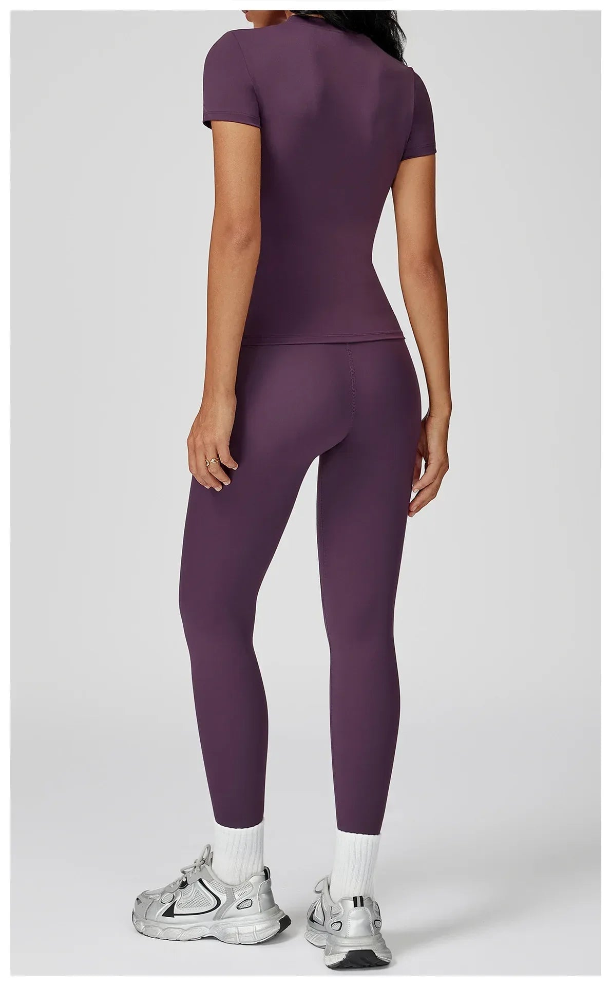 Leggings de yoga 2 pièces à manches longues de Beauté & Santé, ensemble confortable pour la pratique sportive ou détente.