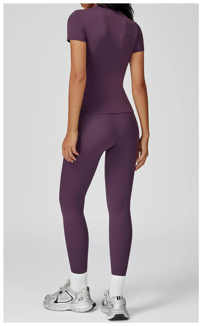 Leggings de yoga 2 pièces à manches longues de Beauté & Santé, ensemble confortable pour la pratique sportive ou détente.