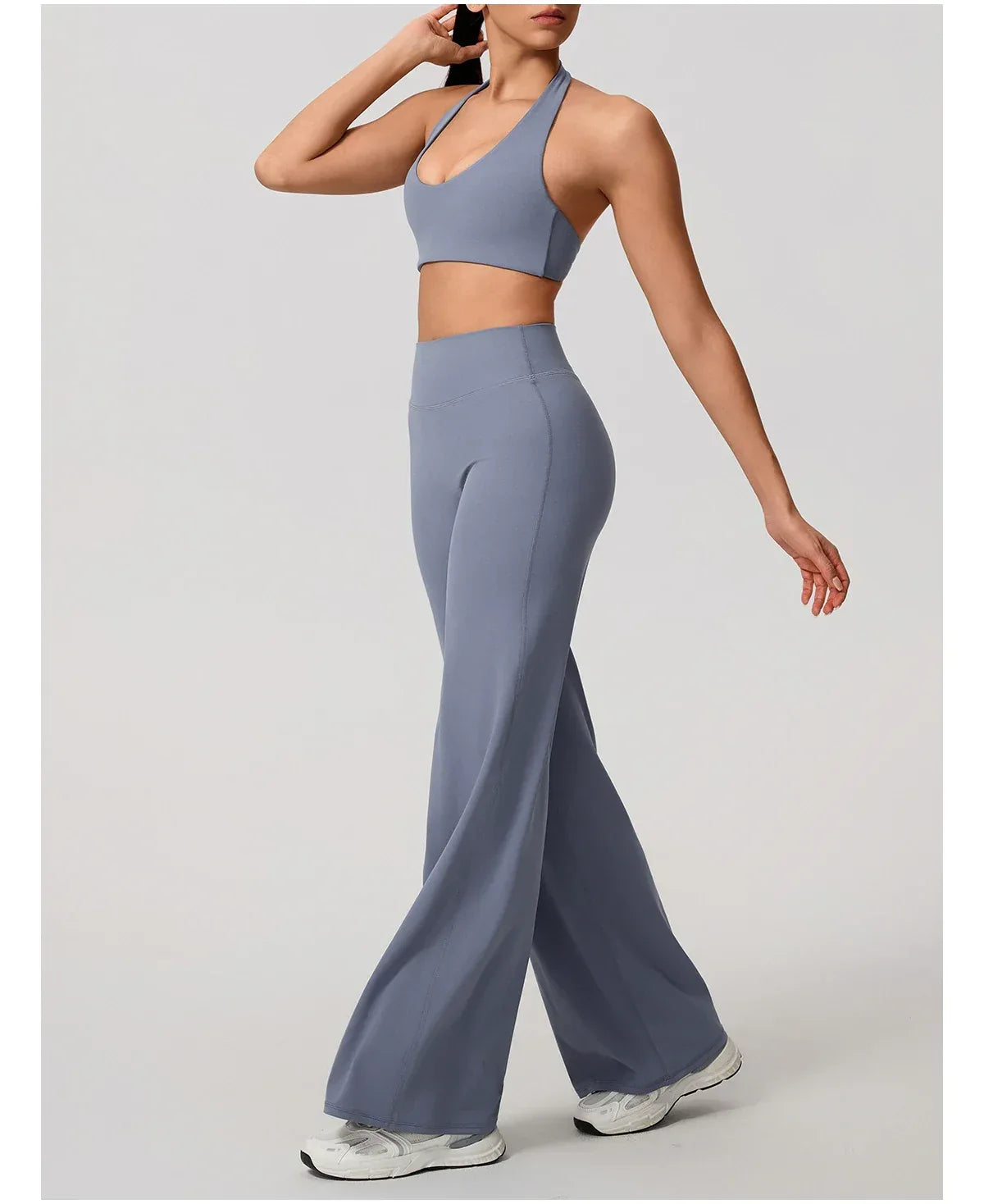Legging de yoga décontracté Beauté & Santé, coupe évasée, tissu confortable, idéal pour sport ou détente.