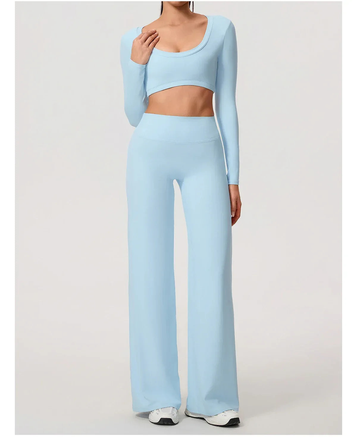 Legging de yoga décontracté Beauté & Santé, coupe évasée, tissu confortable, parfait pour sport et détente.