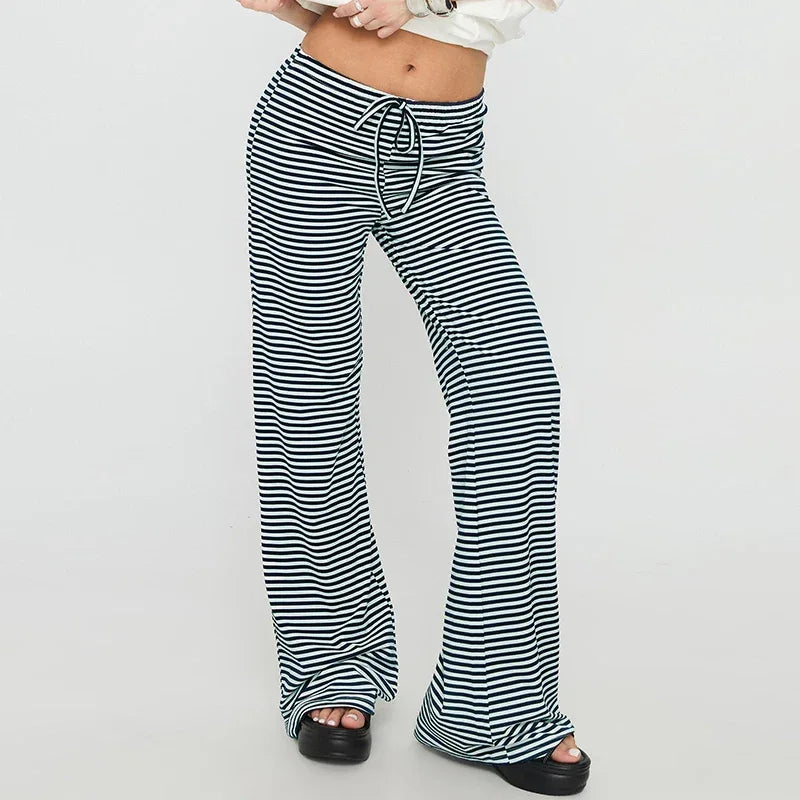 Leggings de yoga décontractés Beauté & Santé, coupe évasée, confortables, en tissu extensible pour la pratique sportive ou détente.
