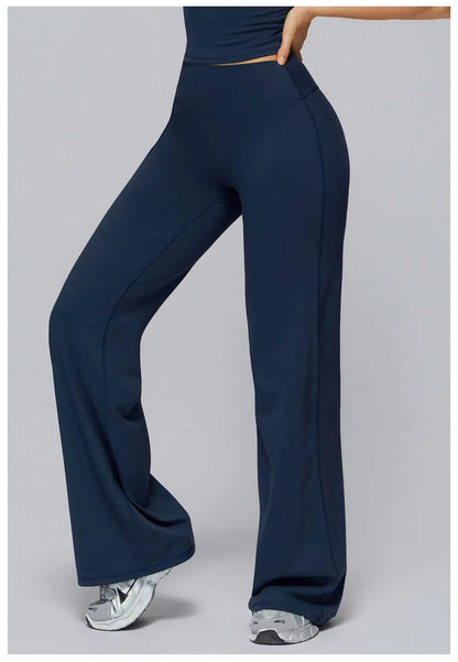 Legging de yoga taille haute évasé de la marque Beauté & Santé, gainant, en tissu extensible et confortable, noir.