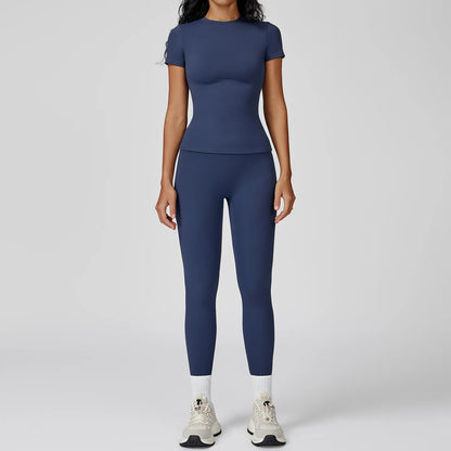 Legging ensemble de yoga 2 pièces à manches longues de Beauté & Santé, tissu extensible pour confort et flexibilité.