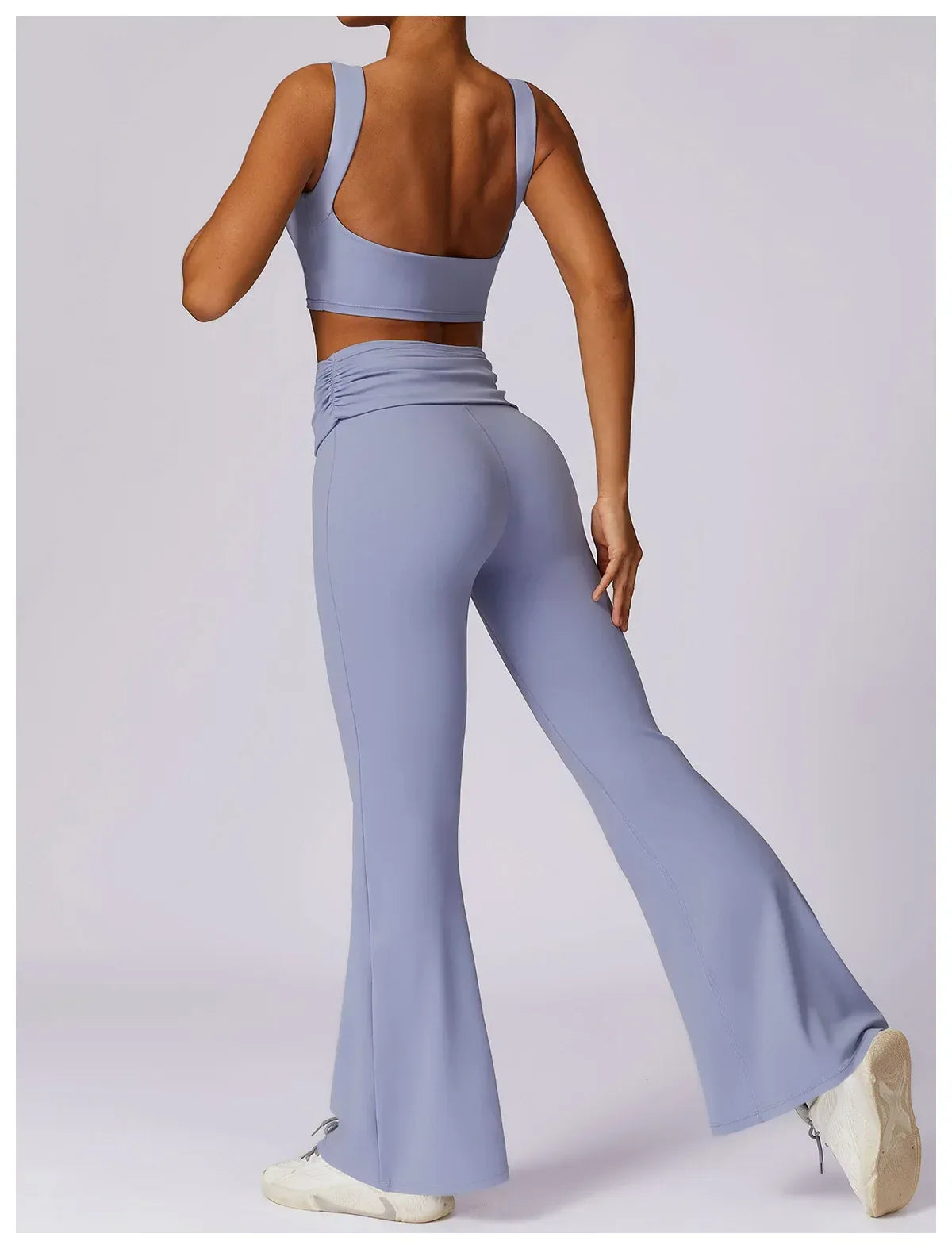 Legging de yoga taille haute Beauté & Santé, coupe naturelle, en tissu extensible, parfait pour la pratique sportive.