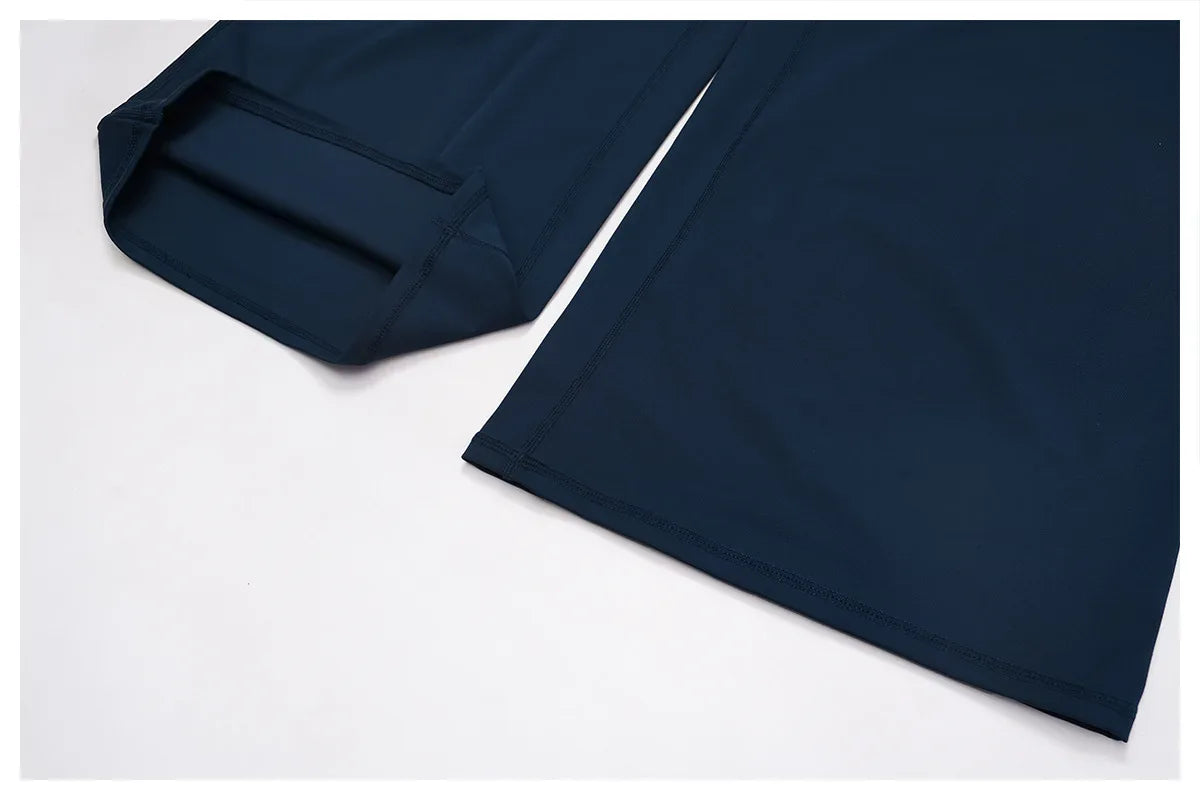 Leggings de yoga taille haute évasés de la marque Beauté & Santé, gainants et confortables pour l'entraînement.
