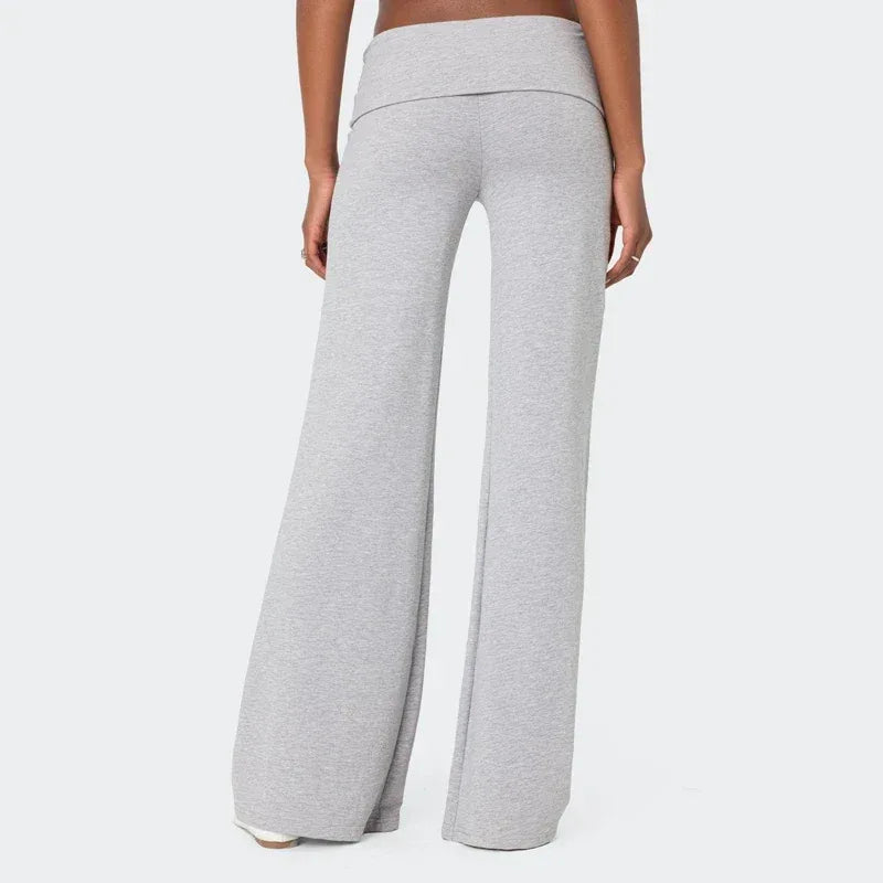Leggings de yoga décontractés Beauté & Santé, coupe évasée, tissu confortable pour la détente et l'exercice.