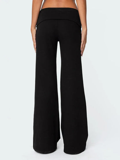 Leggings de yoga décontractés Beauté & Santé avec coupe évasée, tissu confortable pour la détente et la pratique sportive.