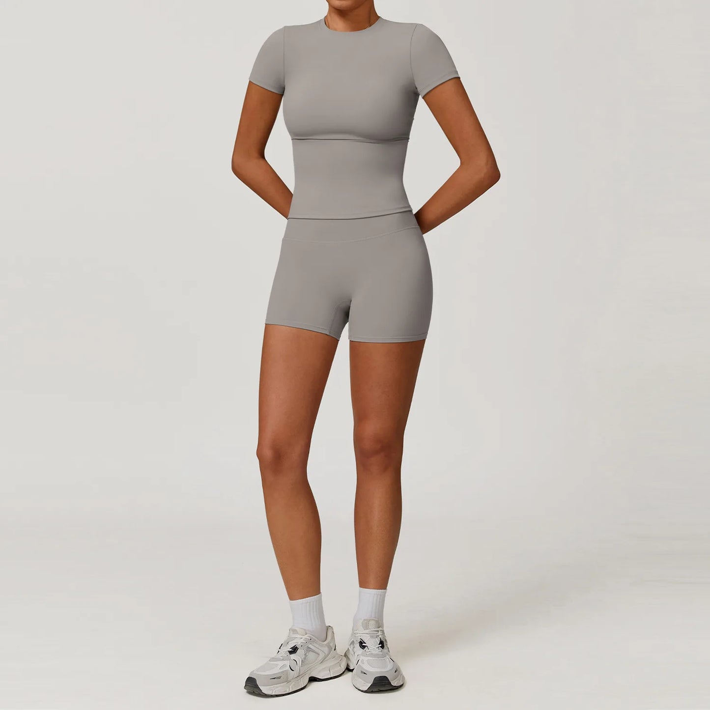 Leggings de yoga deux pièces Beauté & Santé, ensemble avec manches longues, tissu extensible pour exercice et détente.