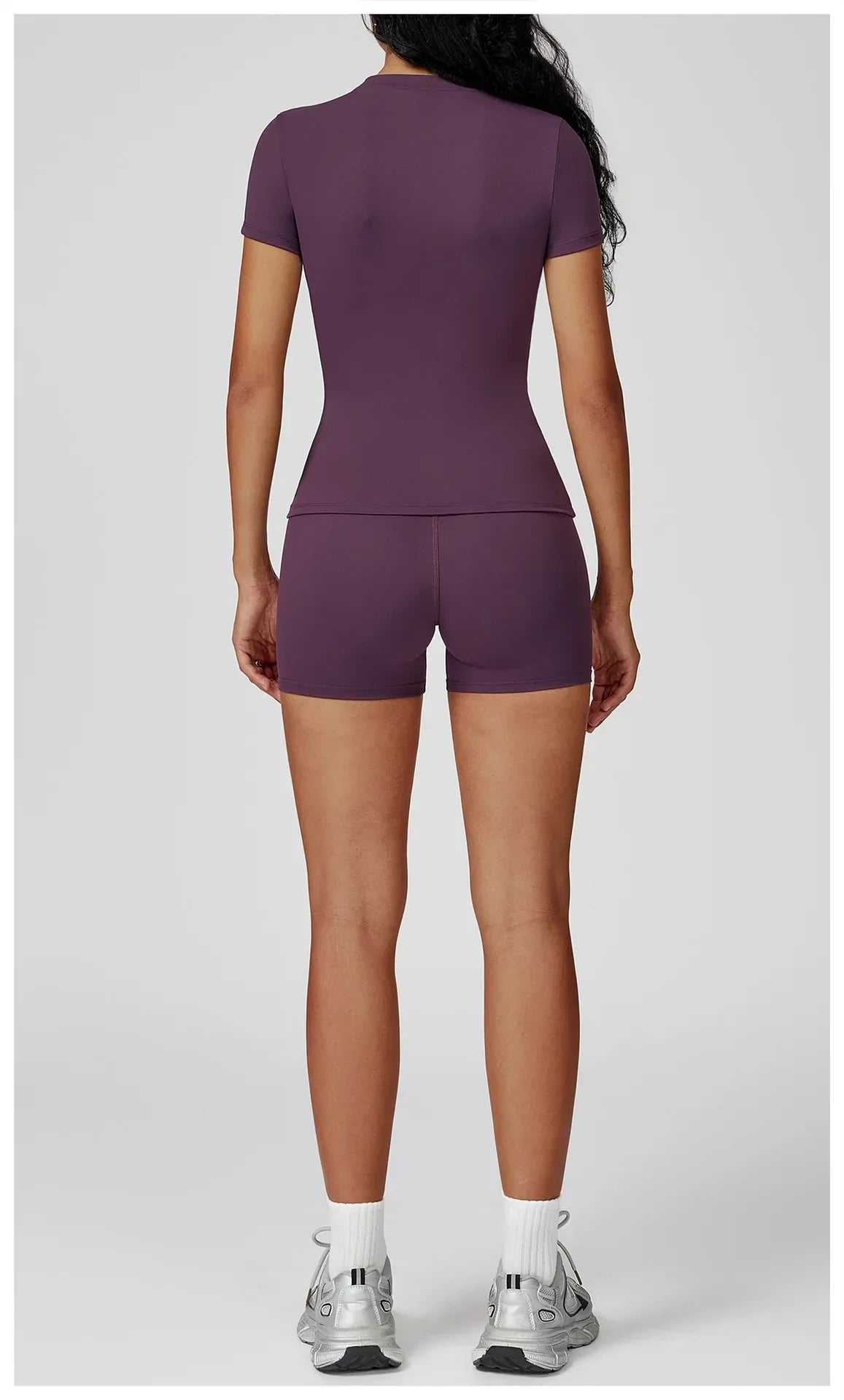 Leggings de yoga à manches longues Beauté & Santé, ensemble en deux pièces, tissu extensible pour confort et liberté de mouvement.