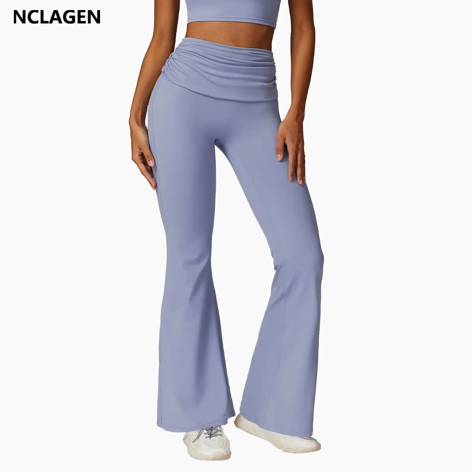 Legging de yoga taille haute Beauté & Santé, matière naturelle, coupe ajustée, parfait pour la pratique sportive ou le bien-être.