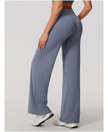 Legging de yoga décontracté et évasé de la marque Beauté & Santé, en tissu extensible, parfait pour la pratique sportive et le confort.