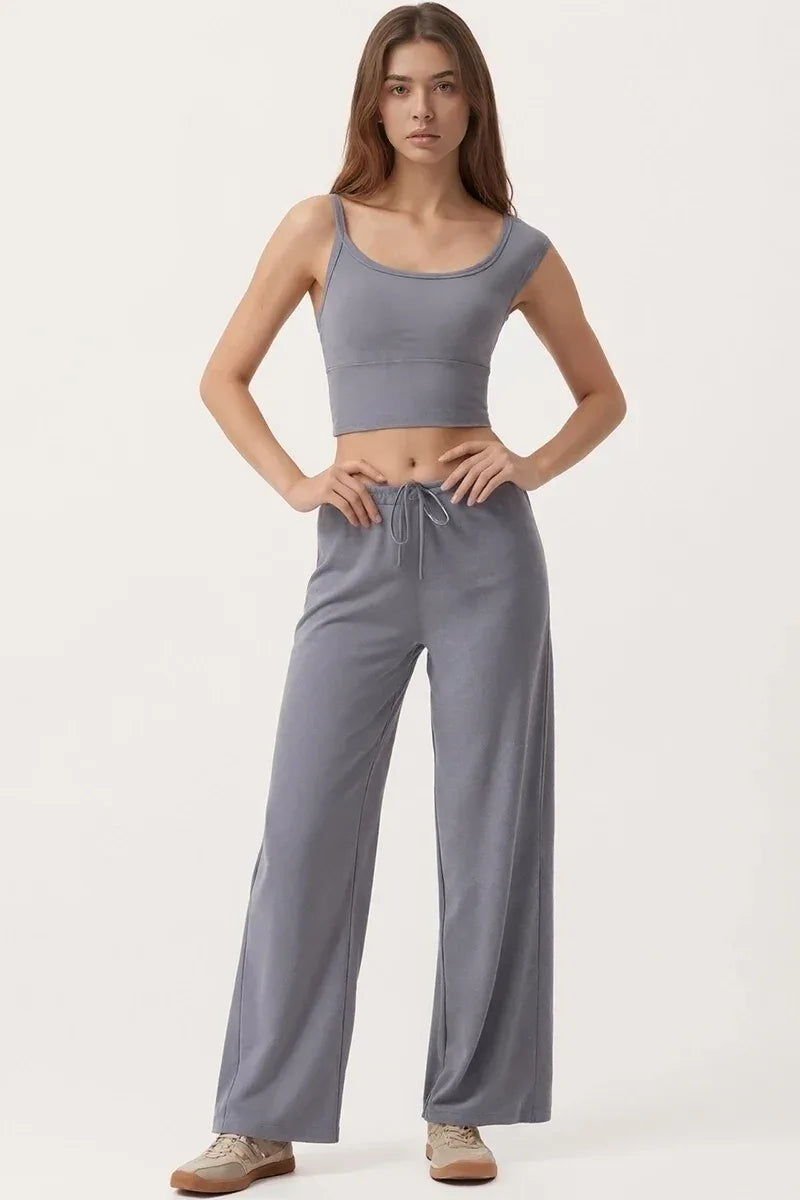 Leggings de yoga Beauté & Santé avec grande jambe et cordon de serrage, tissu extensible et confortable pour exercice.