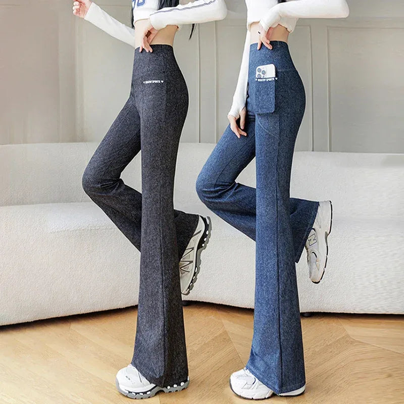 High-waisted faux jean leggings from Beauté & Santé in a soft, comfortable fabric, featuring a stylish denim look.