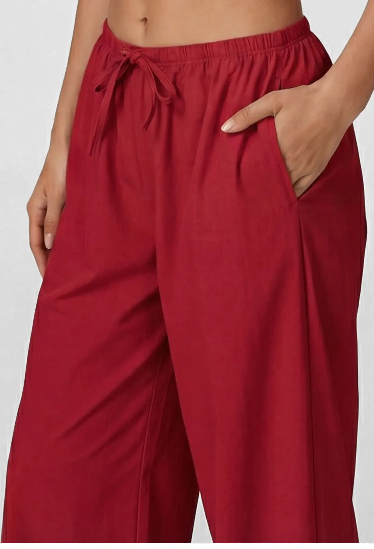Legging de yoga en molleton à séchage rapide de Beauté & Santé, confortable et performant, visible avec détails en tissu doux.