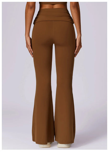 Leggings de yoga taille haute Beauté & Santé, tissu naturel, ajustés pour confort et flexibilité, visible en détail.