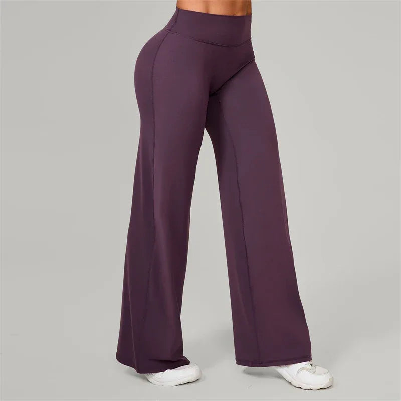Legging de pilates large jambes évasées de la marque Beauté & Santé, tissu extensible et confort pour l'exercice et la détente.