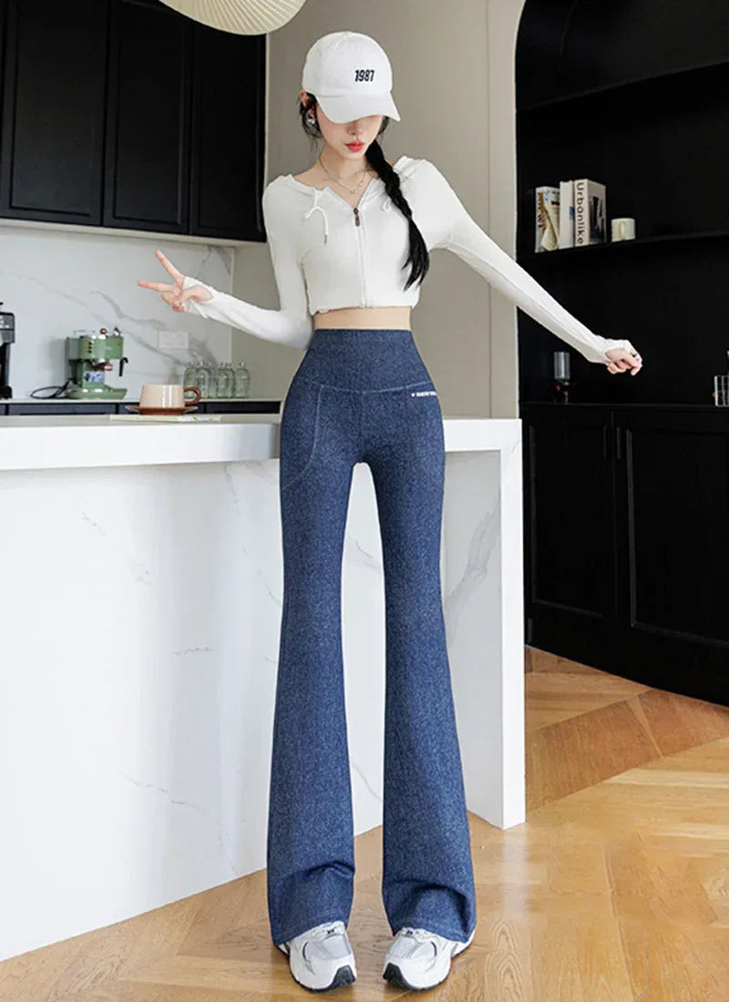 High-waisted faux denim leggings by Beauté & Santé, featuring a soft fleece lining and stylish design.