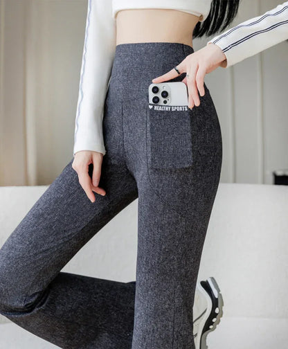 High-waisted faux denim leggings in black from Beauté & Santé, featuring a soft, cozy texture and stylish design.